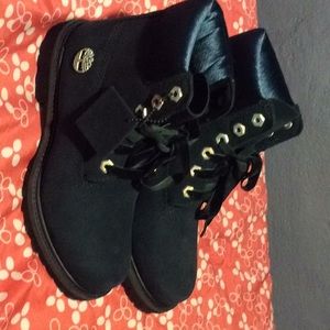 Timberlands velvet green